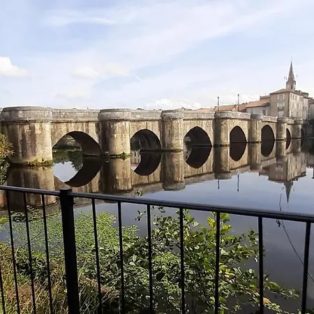 Impeccable 3-bed House In Abzac (Charente)