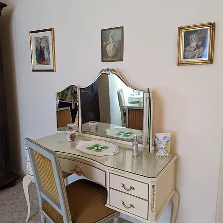 Impeccable 3-bed House In Abzac (Charente)